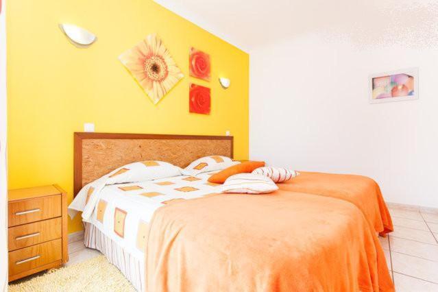 LC's Guesthouse room 3